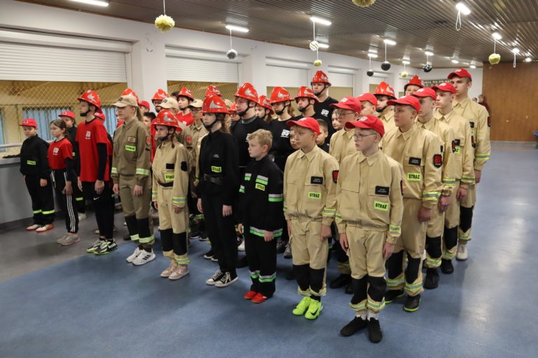 Pierwsze Powiatowe Halowe Zawody Sportowe MDP za nami