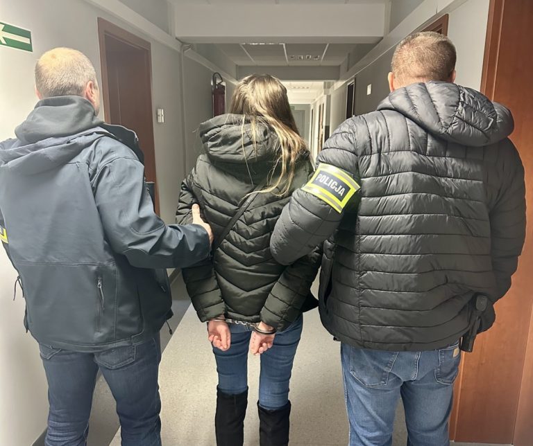 35-latka z ponad 4 promilami alkoholu zatrzymana za kierownicą