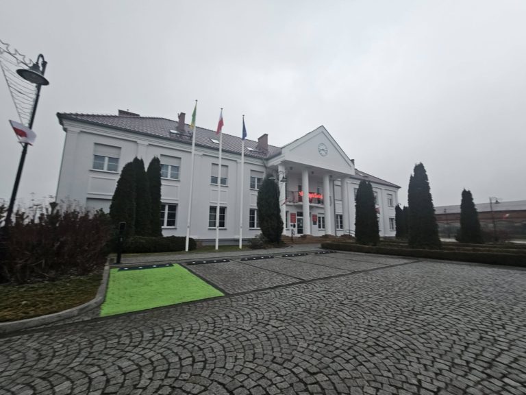 Nowa ładowarka do samochodów elektrycznych w Wierzbinku