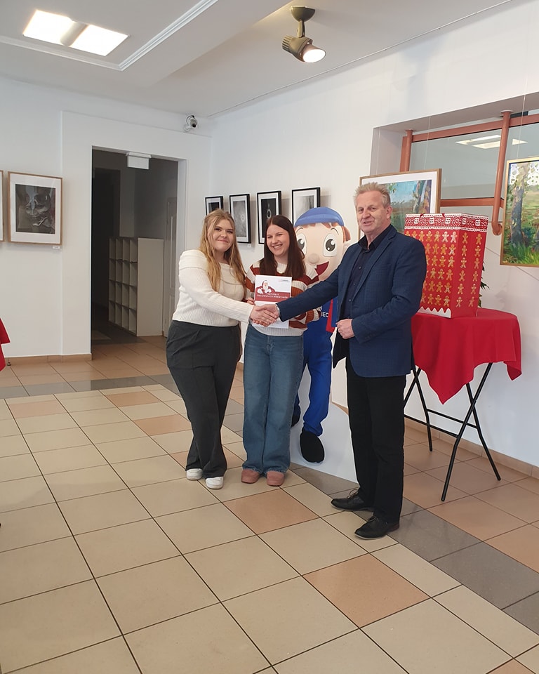 Sukces klasy 2G w konkursie na najpiękniejszą świąteczną dekorację!