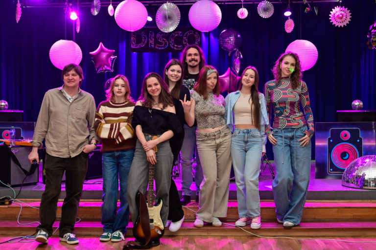 Wieczór Muzyki i Zabawy w II Liceum Ogólnokształcącym im. K.K. Baczyńskiego w Koninie