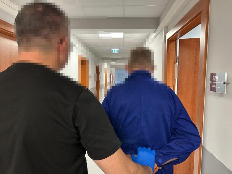 Pijany kierowca zatrzymany dzięki obywatelskiej czujności w Koninie