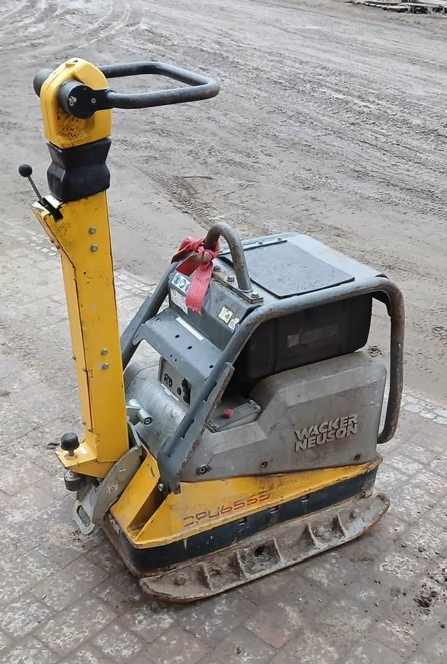 Pilne! Kradzież zagęszczarki – nagroda 10 000 zł