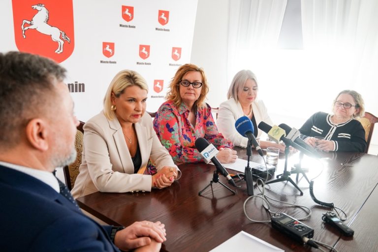 Nowe inicjatywy Konińskiej Rady Kobiet – wyróżnienia, wsparcie i ważne działania