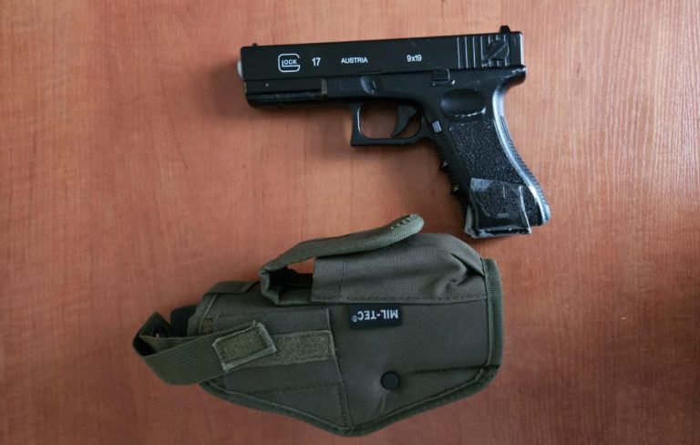 Fałszywi policjanci próbowali wymusić mandat – zatrzymani przez prawdziwych funkcjonariuszy