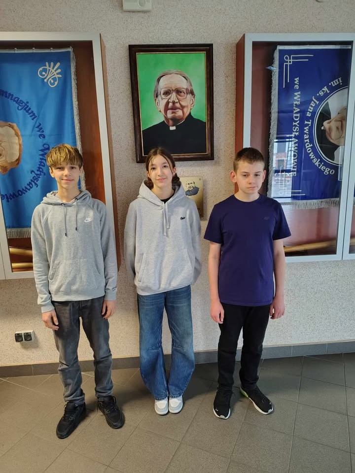 Wspaniałe osiągnięcia uczniów Szkoły Podstawowej im. ks. Jana Twardowskiego we Władysławowie