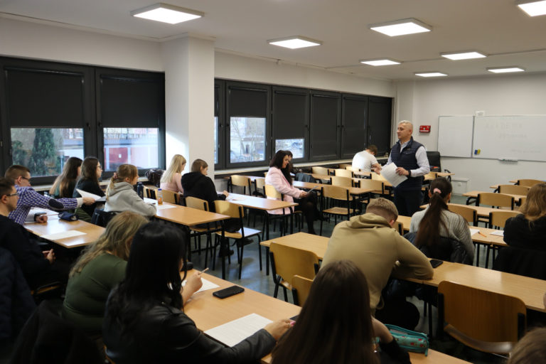 Mediacja w praktyce – studenci PKZ w warsztatach rozwiązywania konfliktów