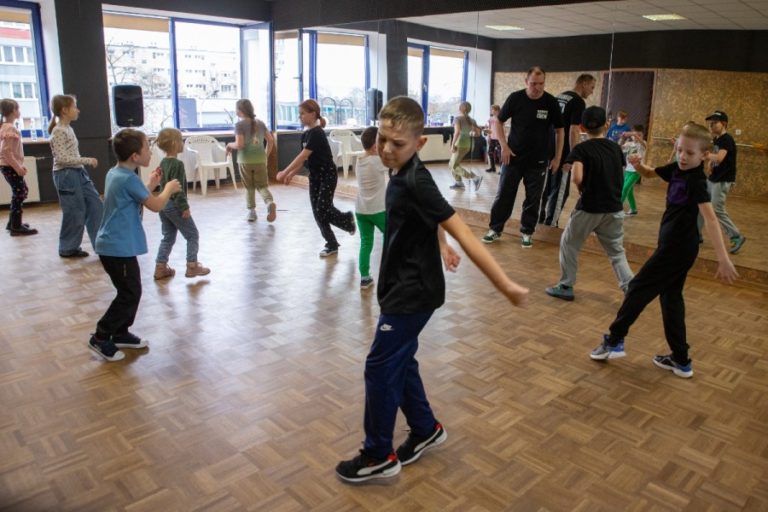 Artystyczne ferie w Konińskim Centrum Kultury – pełne wrażeń i twórczości!