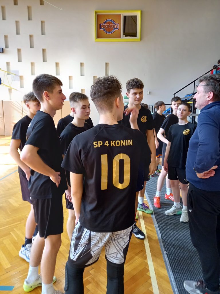 Szkoła Podstawowa nr 4 mistrzem Konina w koszykówce chłopców IMS!