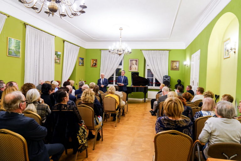 Wirtuozerski recital Bartosza Frydla w Żychlinie