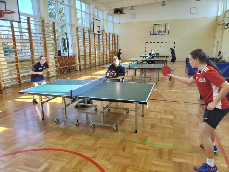 Mistrzostwa Konina w tenisie stołowym dziewcząt – triumf Mai Muzykiewicz