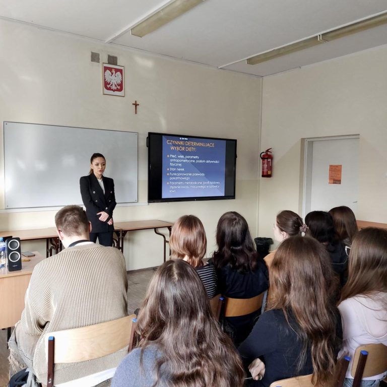Wykład o diecie anti-aging w III Liceum Ogólnokształcącym w Koninie