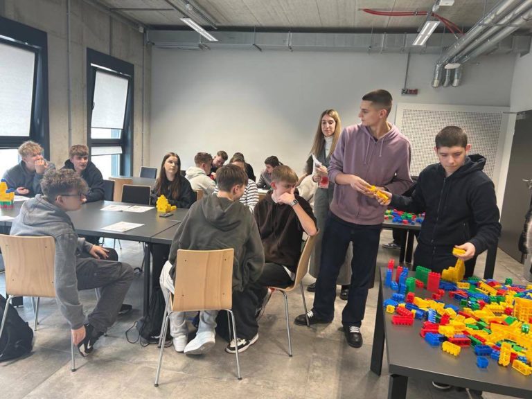 Dzień Logistyki na Politechnice Poznańskiej – Uczniowie Zespołu Szkół Górniczo-Energetycznych w Koninie poszerzają swoje horyzonty