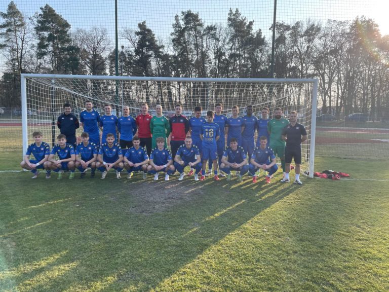 Polonia Golina triumfuje w Śremie – Pełna kontrola i ważne punkty w wyjazdowym meczu