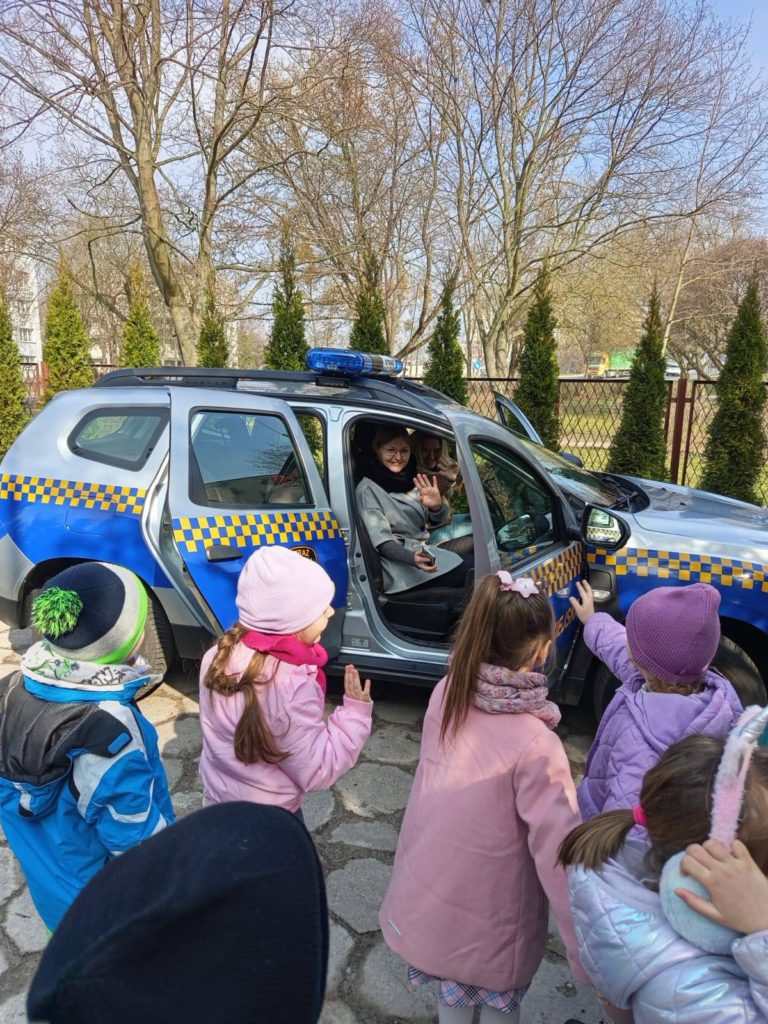 Strażnicy miejscy odwiedzili Przedszkole nr 8 w Koninie