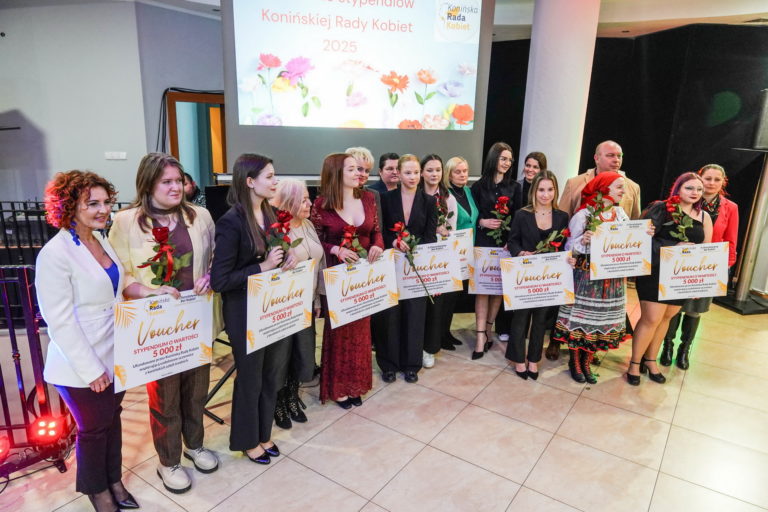 Stypendia Konińskiej Rady Kobiet dla utalentowanych uczennic