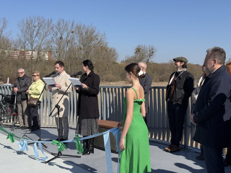 Nowy most pieszo-rowerowy w Koninie oddany do użytku