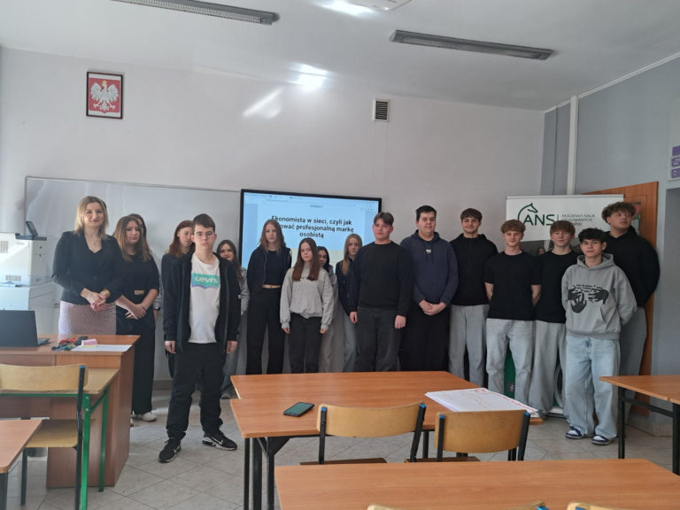 Warsztaty ekonomiczne w ZSE w Słupcy