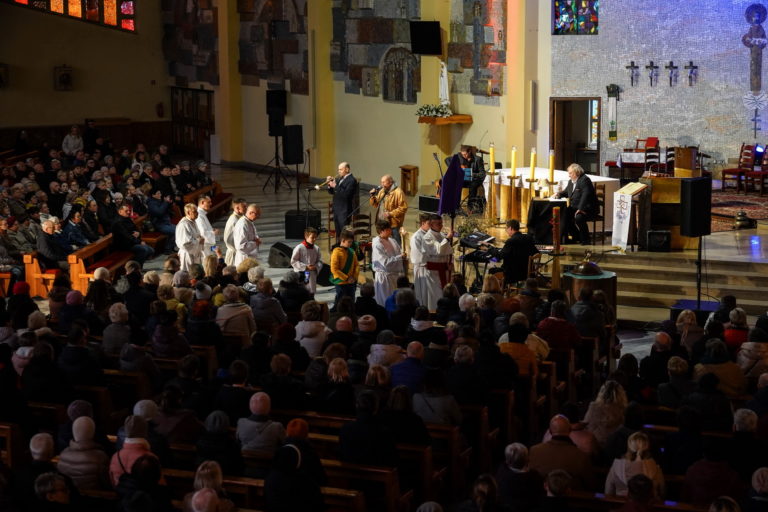 Misterium jazzowe w św. Maksymilianie – muzyczne obrazy Drogi Krzyżowej