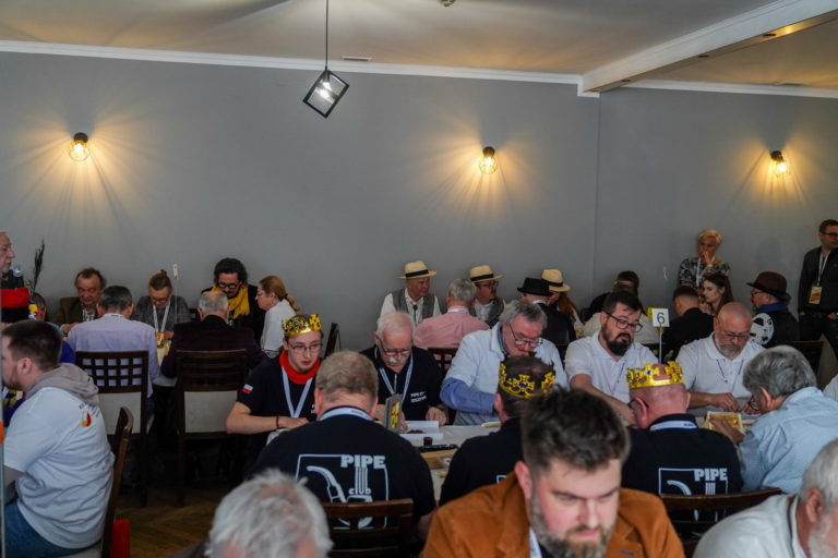 Koninianie mistrzami Polski w Wolnym Paleniu Fajki