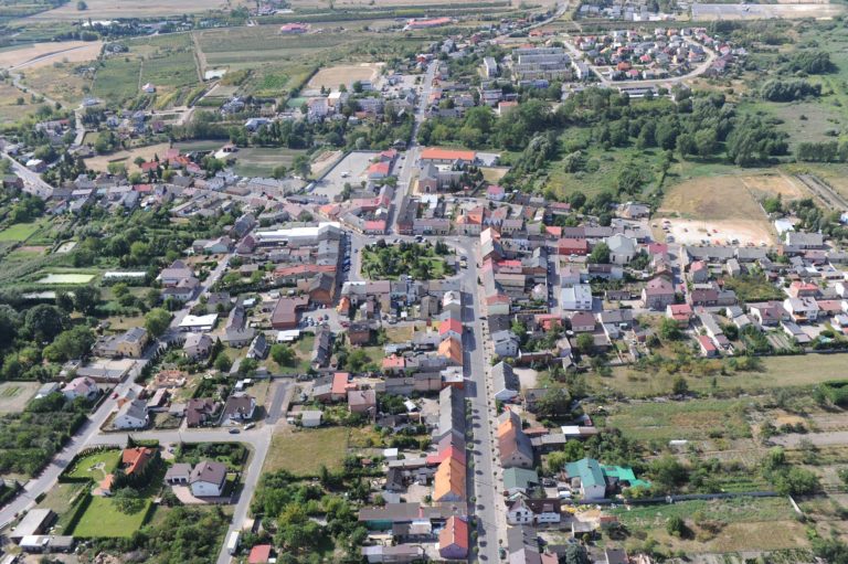 Utrudnienia w ruchu drogowym na ul. Warszawskiej w Sompolnie