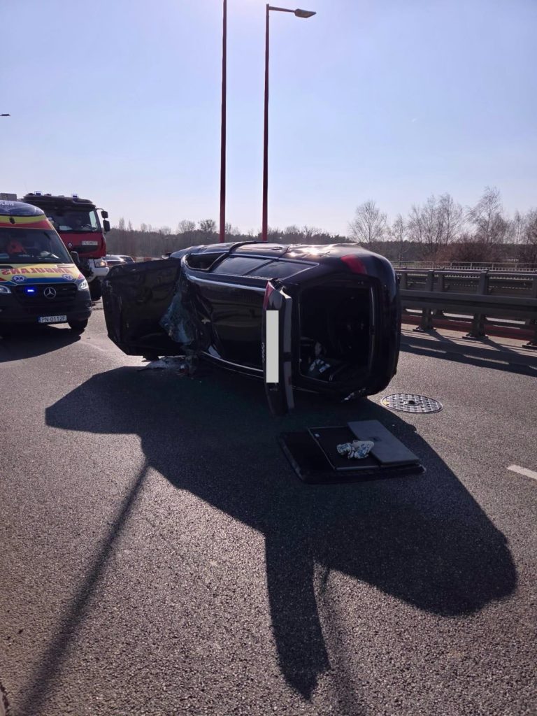 Uwaga! Wypadek na Trasie Bursztynowej w Koninie