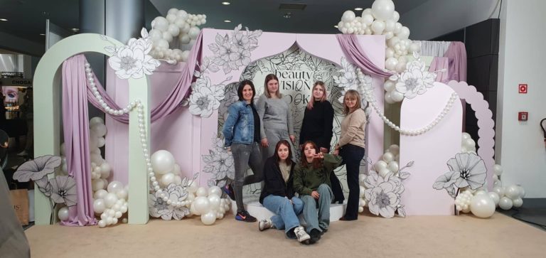 Uczniowie „Kopernika” na Targach Fryzjersko-Kosmetycznych w Poznaniu