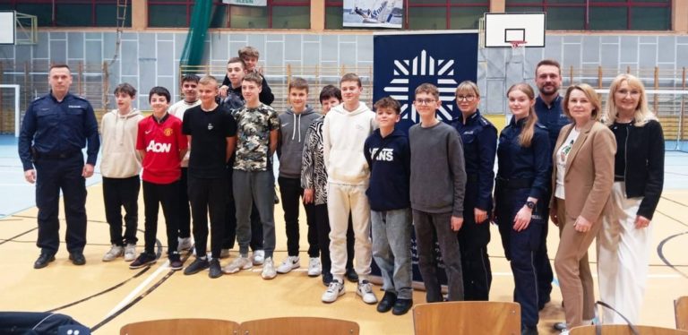 Debaty o zagrożeniach XXI wieku w Ślesinie