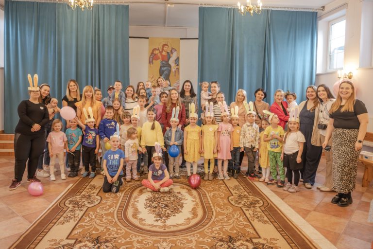 Radość i wiara w oczach najmłodszych – wielkanocne warsztaty w Licheniu
