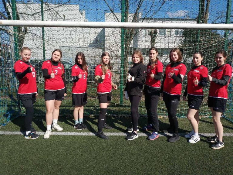 Mistrzostwa Konina w piłce nożnej dziewcząt – triumf ZSGE