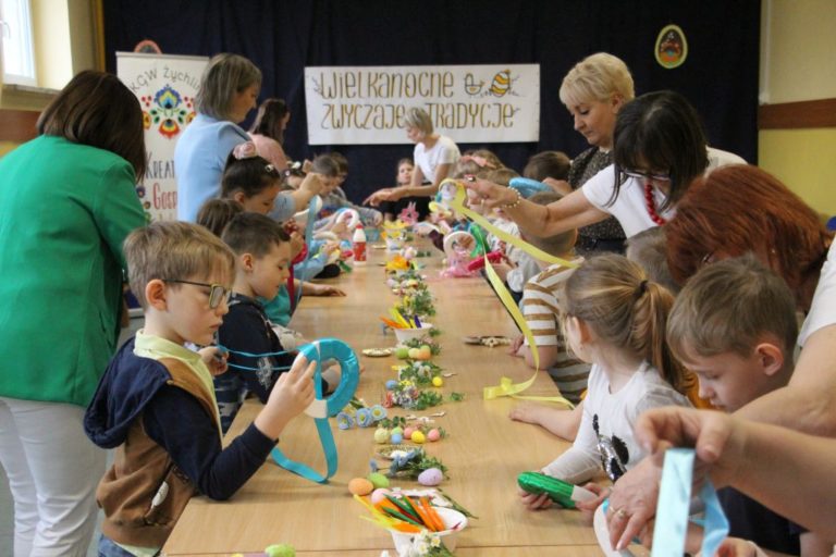 Wielkanocne warsztaty w Żychlinie. Tradycja i kreatywność w jednym