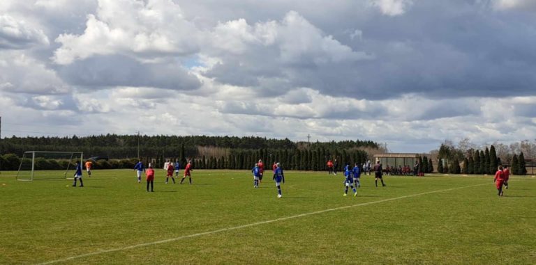 Młodzik MKS Sparta Konin zwycięża w meczu z Górnikiem Wierzbinek