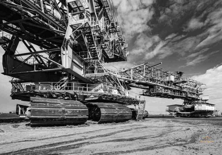 Wystawa fotografii „Dama Dolores” | 5. Koniński Festiwal Fotograficzny FOCUS NAD WARTĄ 2025