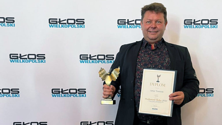 Artur Tomicki z Konina wyróżniony w prestiżowym plebiscycie „Osobowość Roku 2024”!