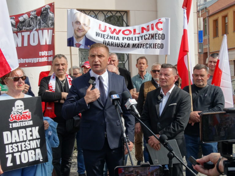 Konferencja Ruchu Obrony Granic w Koninie. Spór o politykę migracyjną i integrację cudzoziemców