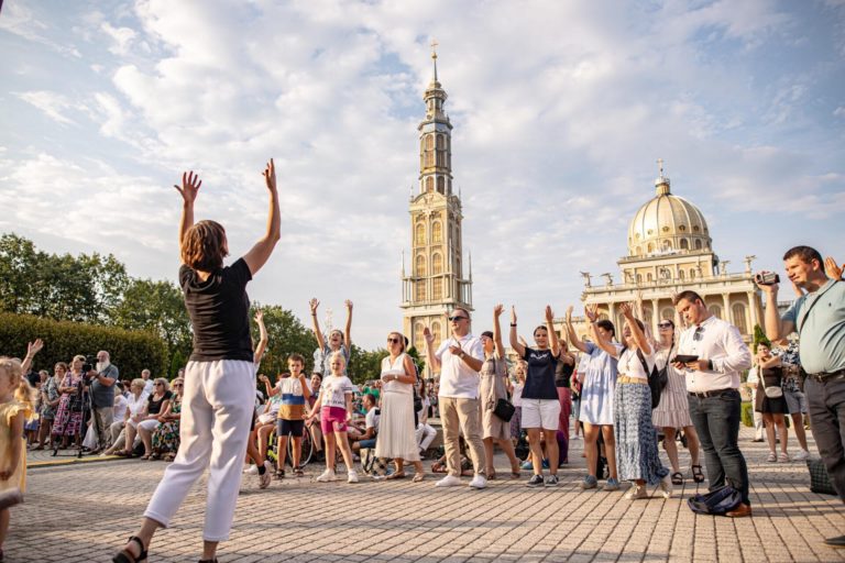 KONFERENCJA DLA MŁODYCH „WERSJA ROBOCZA” W SANKTUARIUM MATKI BOŻEJ LICHEŃSKIEJ