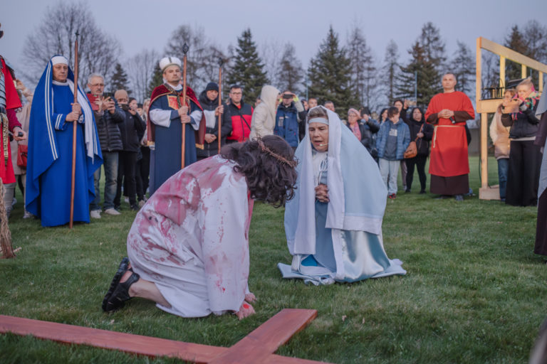 Licheń: Misterium Męki Pańskiej poruszyło serca wiernych