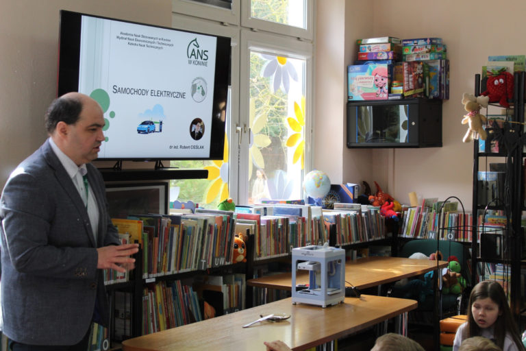 Akademia Mądrego Dziecka: Czekolada i fascynująca historia kakaowca w Filii „Chorzeń”