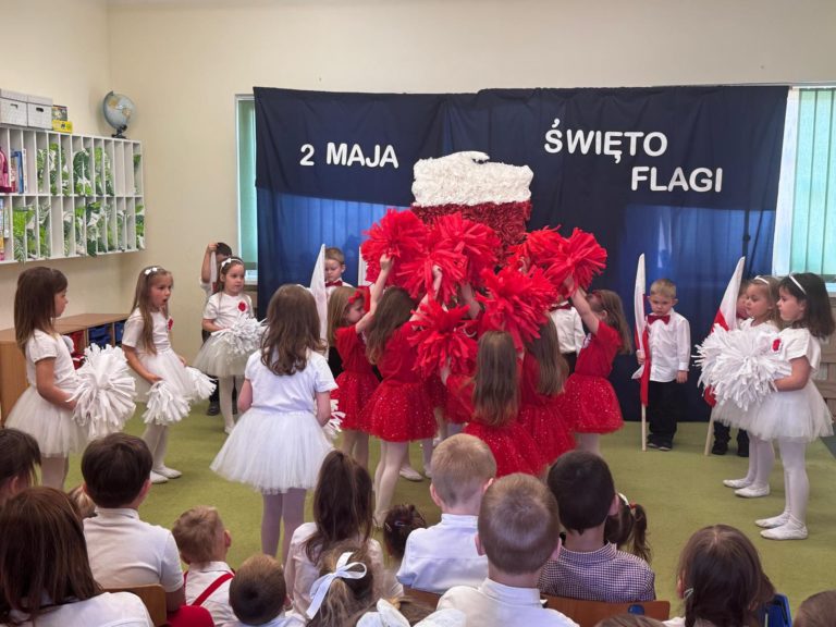 Narodowe symbole i historia w centrum uwagi uczniów i przedszkolaków z Liśca Wielkiego