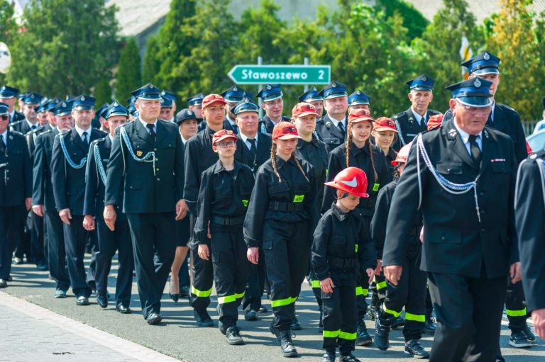 Miejsko-Gminne Obchody Dnia Strażaka w Sławoszewku: 70-lecie OSP i Uroczystości z Okazji 3 Maja
