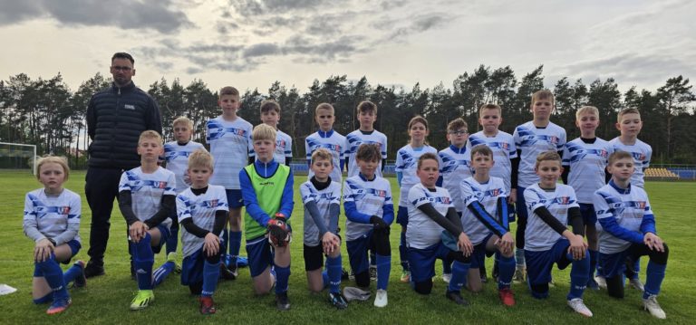 Młodziki GKS Sompolno przegrywają w Grzegorzewie