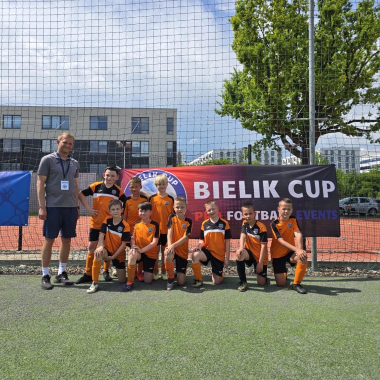 Silny występ drużyny APR 2017 Konin na turnieju Bielik Cup 2025 – czwarte miejsce w międzynarodowej stawce