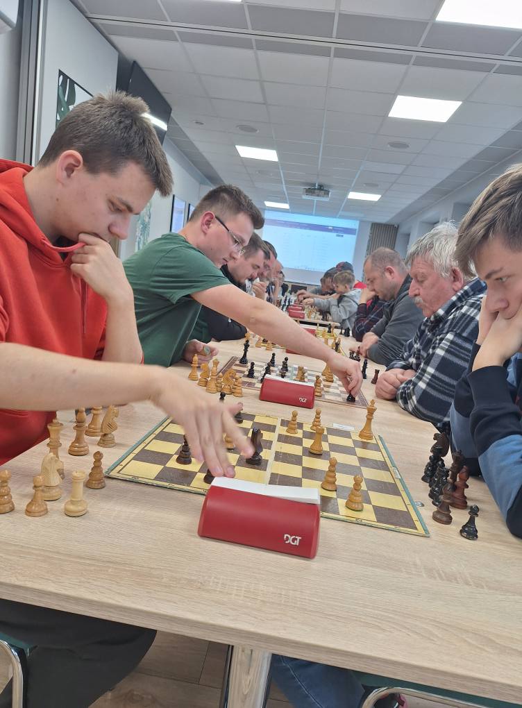 V Turniej Grand Prix Hetmana Konin: Emocje na szachownicy przed Finałem