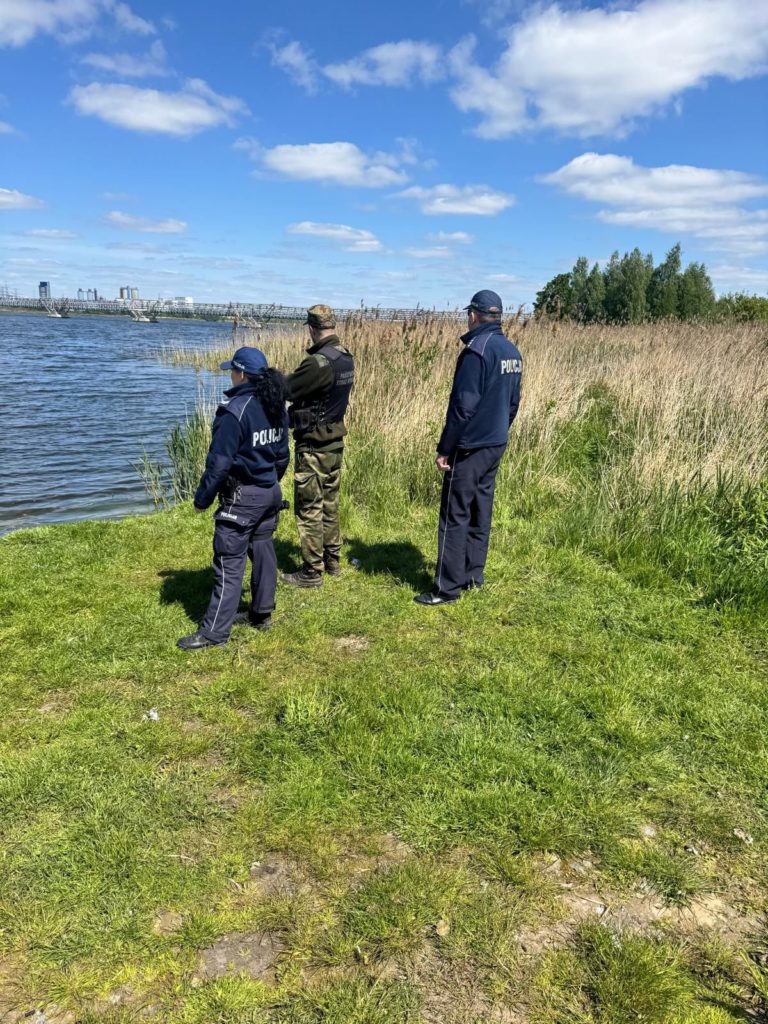 Wspólna służba nad zbiornikiem Gosławickim: walka z kłusownictwem rybackim