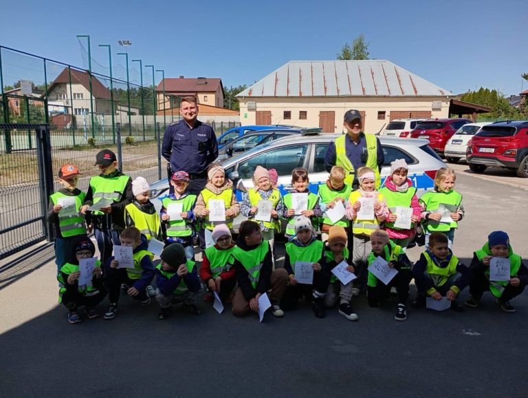 Bezpieczeństwo od najmłodszych lat – dzielnicowi w Przedszkolu Gminnym w Kramsku