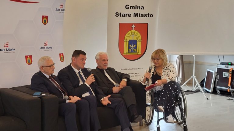 Samorząd i pomoc społeczna – 35 lat doświadczeń i wyzwań. Konferencja w Kazimierowie z udziałem ekspertów i praktyków