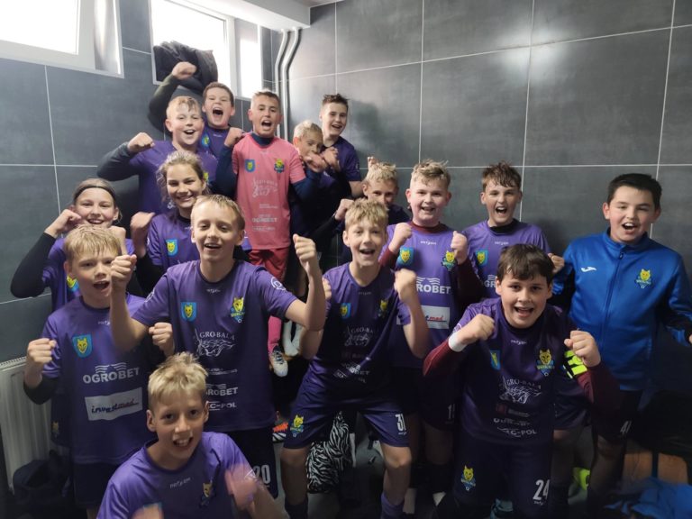 Wilki bezlitosne dla SKP – wysoka wygrana młodzików z Wilczyna