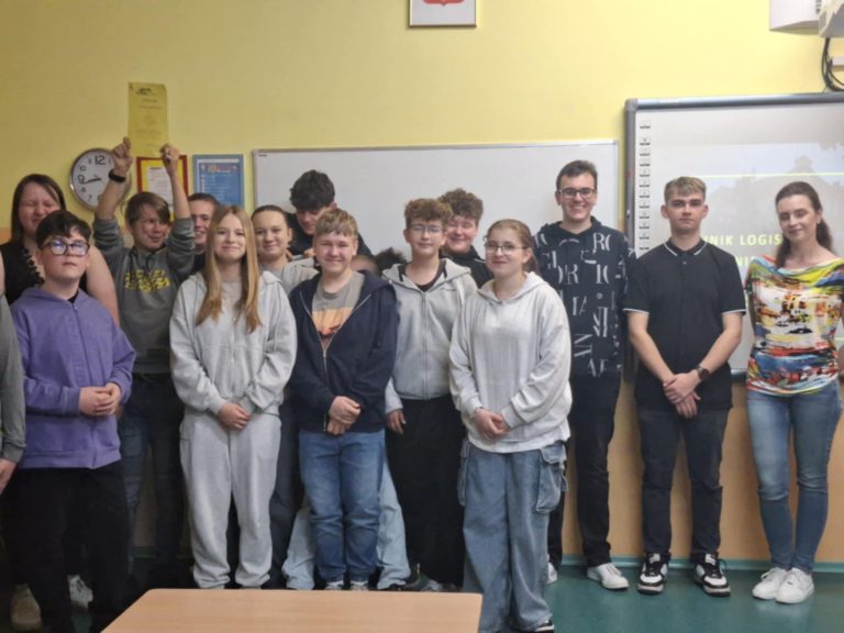 Uczniowie ZS CKU promują zawód technika logistyka podczas warsztatów w Koninie i Golinie