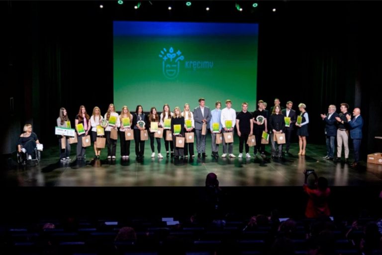 ZS CKU w Koninie z sukcesem na gali „Kręcimy Lepsze Jutro”!