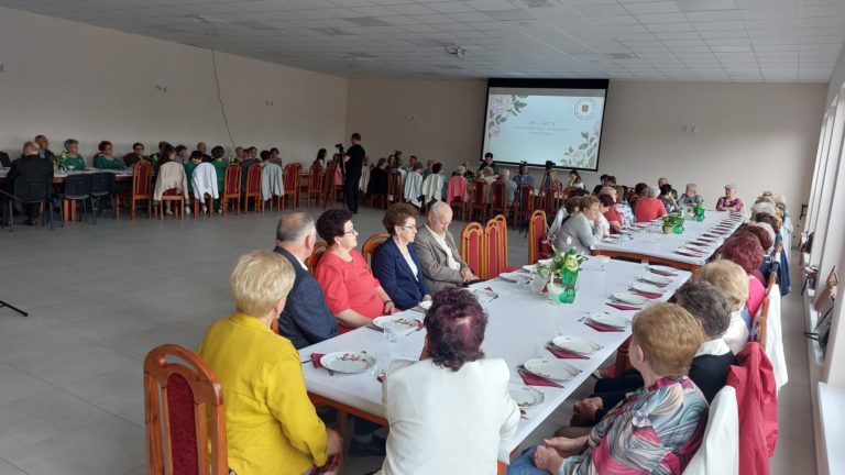 Rychwał: 45-lecie Koła Emerytów i Rencistów. Uroczystość z przesłaniem szacunku i wdzięczności